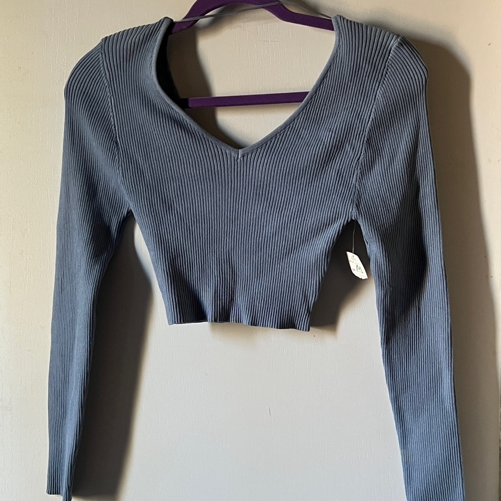 Blue top - Picture 2 of 2